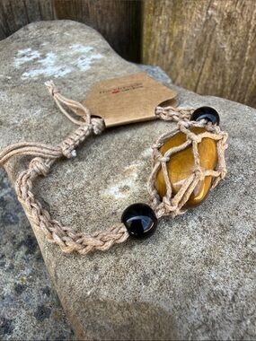 Handmade Beige Macrame Bracelet with Golden Tiger's Eye